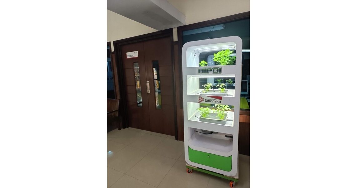 Hidroponik Pintar HIPOI dan Kolaborasi Lintas Program Studi